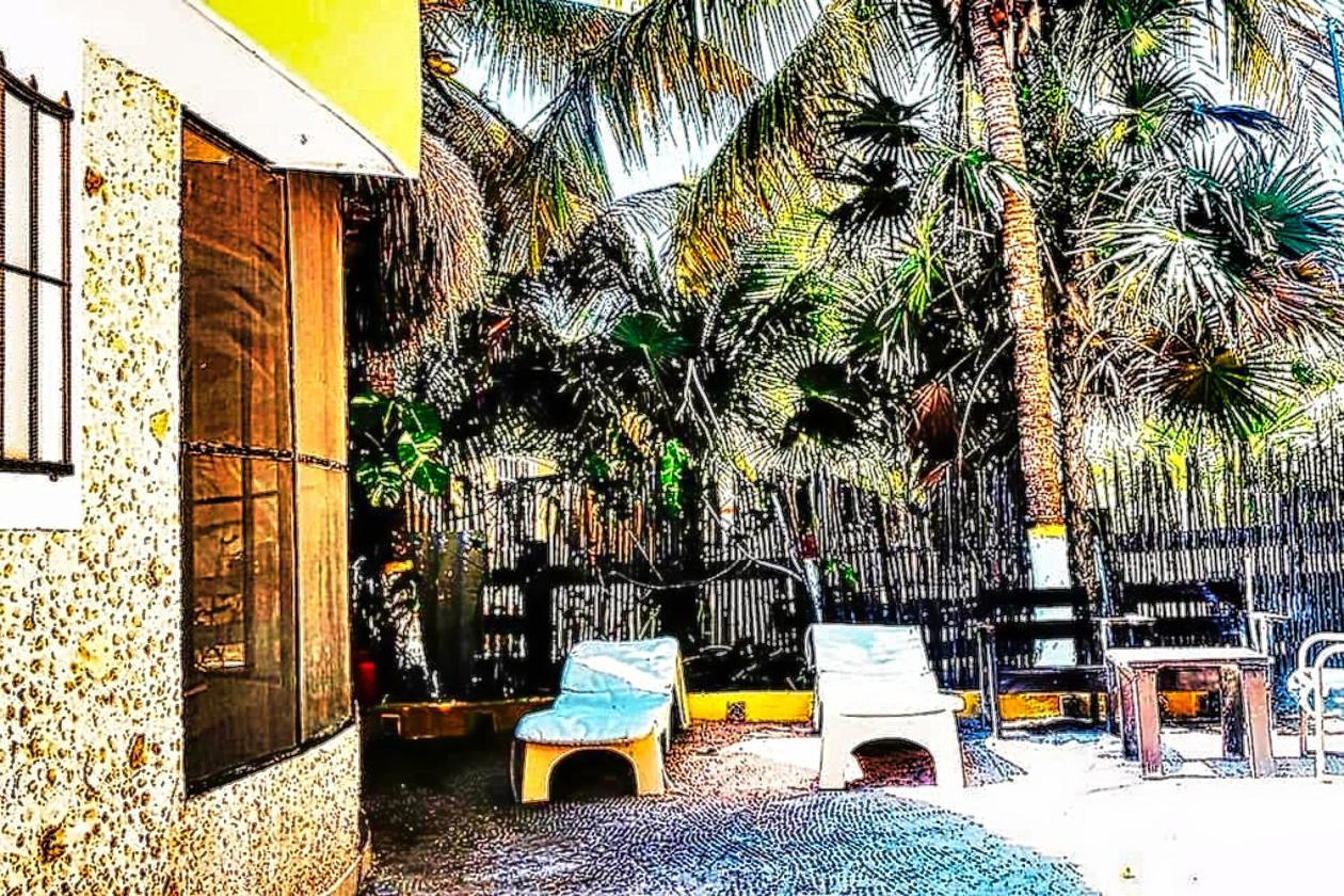 Antigua Lodge, 70 M From Sandy Beach Эль-Куйо Экстерьер фото